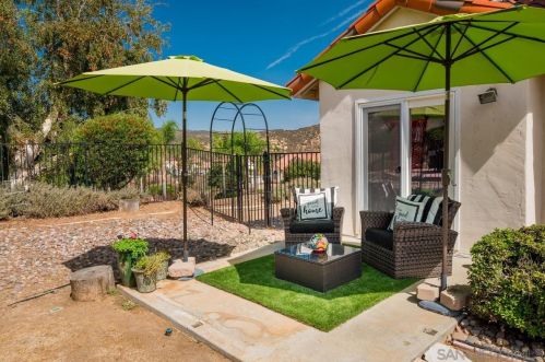 477 Summerhill Vw, Alpine CA  91901-2783 exterior