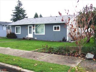 1414 5th Ave, Puyallup, WA 98371-5646