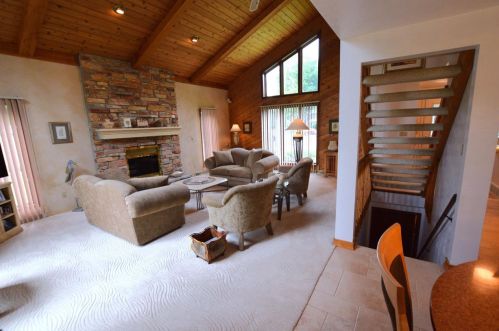 209 Trillium Cir, Green Bay WI  54313-4960 exterior