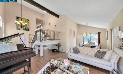 10 Alhambra Hills Dr, Pacheco, CA 94553-5829