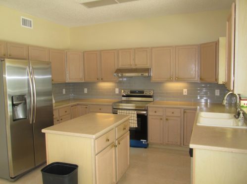 3879 Jonathans Way, Boynton Beach FL  33436-8524 exterior