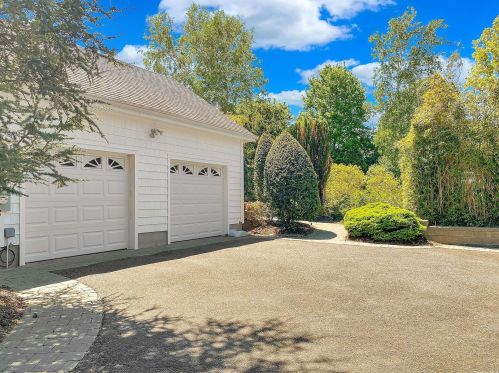 310 Chablis Path, Southold NY  11971-2349 exterior