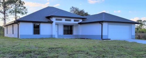 1419 Hines Ave, Lehigh Acres, FL 33972-2806