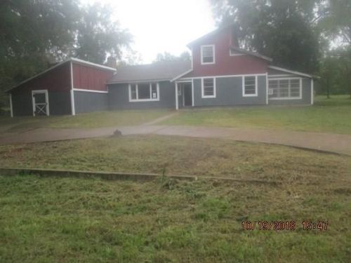 30 White Oak Blvd, Scroggins, TX 75480-9798