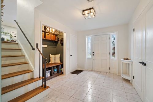 816 7th St, Oakmont PA  15139-1429 exterior