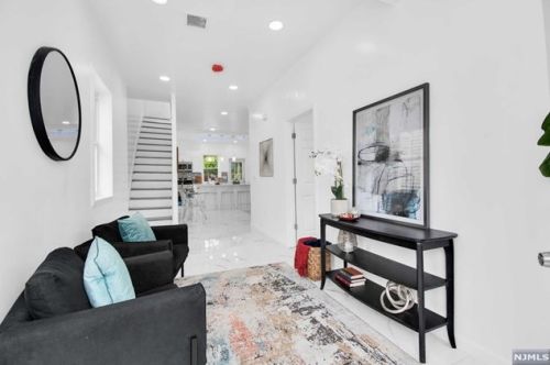 1084 Grove St, Irvington NJ  07111-4123 exterior