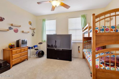 35313 26 Ave, Phoenix AZ 85086-6652 exterior