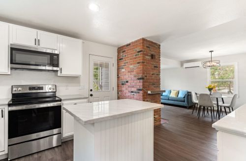 321 Race St, Grass Valley CA  95945-7328 exterior