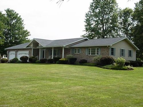 5339 State Route 45, Bristolville, OH 44402-9604