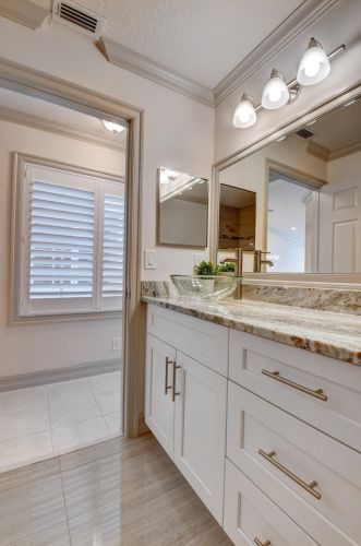 6169 Lake Hibiscus Dr, Delray Beach FL  33484-4620 exterior