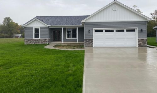 11 Sioux Dr, Sardinia, OH 45171-8800