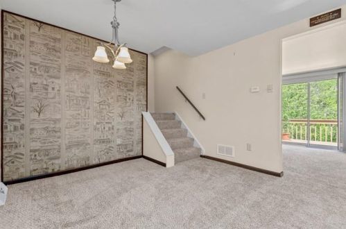 1547 Berkshire Ave, Pittsburgh PA  15226-2475 exterior