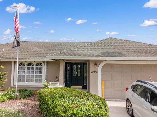 1902 Wisteria St, West Palm Beach, FL 33414-8686