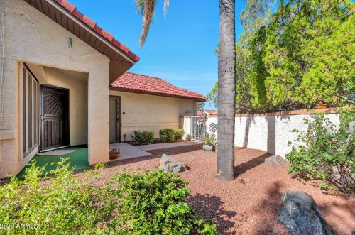 18427 36th Ln, Glendale, AZ 85308-2425