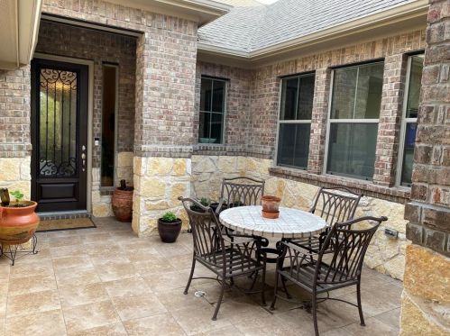 104 Clear Ridge Cv, Georgetown TX  78628-5200 exterior
