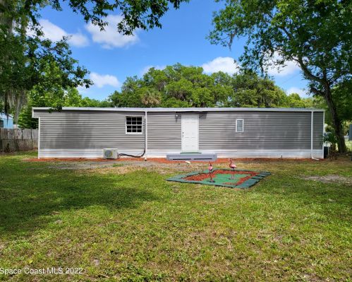2416 Kingswood Dr, Mims, FL 32754-5751