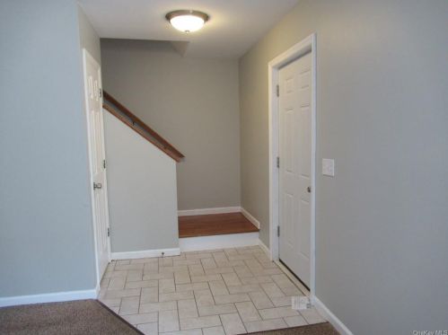 11 Jimal Dr, Middletown, NY 10940-3649