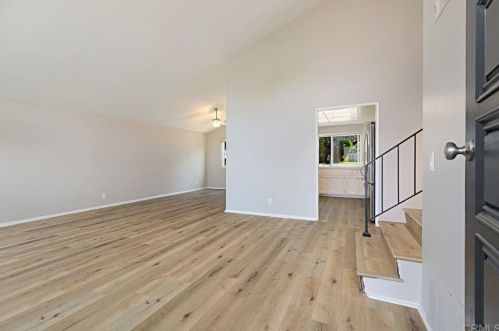 507 Willowspring Dr, Encinitas CA  92024-4104 exterior