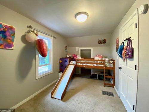 38 Douglas St, Saint Paul MN 55102-2714 exterior