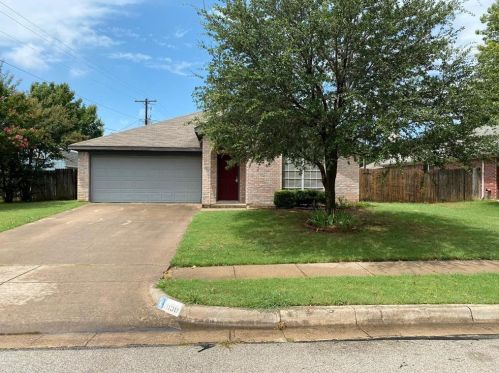 1150 Margie St, Burleson TX  76028-5764 exterior