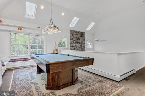 319 Equus Dr, Camp Hill PA  17011-8350 exterior