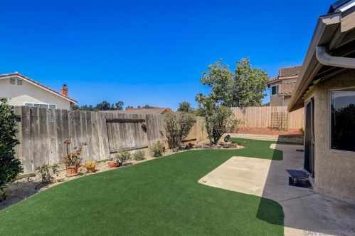 8546 Boothbay Pl, San Diego CA  92129-3725 exterior