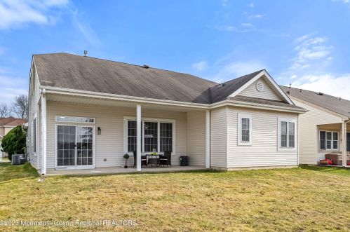 58 Baltusrol Dr, Jackson Twp NJ  08527-4012 exterior