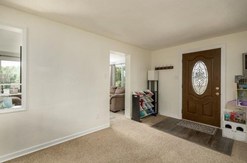 1945 Witt St, Pittsburgh, PA 15226-1960