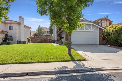 840 Beachnut Ave, Simi Valley CA  93065-5278 exterior