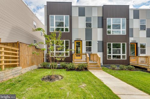 3826 1st St, Washington, DC 20032-2346