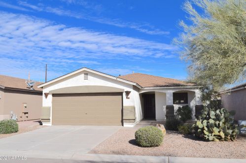 1046 Silversmith Trl, San Tan Valley, AZ 85143-4200