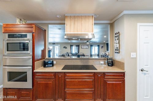 5752 Monte Cristo Ave, Glendale AZ 85306-2230 exterior