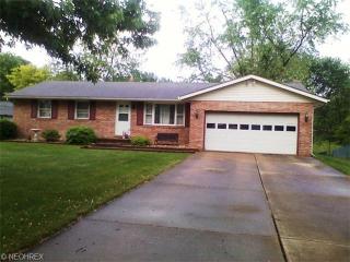 7266 Hillridge Ave, Canton, OH 44721-2849