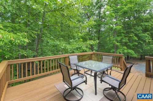 79 Ponderosa Ln, Bybee VA  22963-2405 exterior