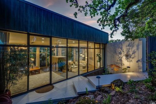 4833 Skycrest Way, Santa Rosa CA  95405-8798 exterior