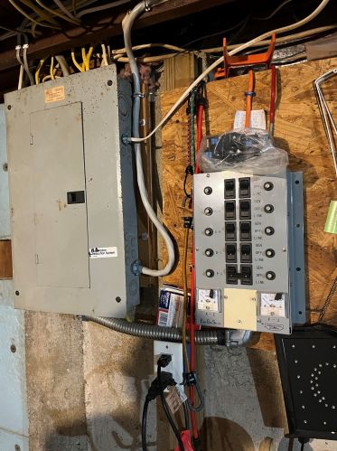 104 Lk Shr Dr, Northwood NH  03261-3707 exterior