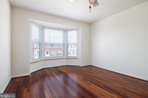 15055 Clementine Way, Haymarket VA  20169-3319 exterior