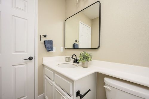 21 Via Scenica, Lake Elsinore CA  92532-0129 exterior