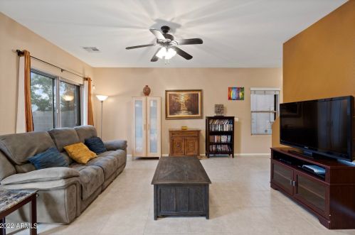 5014 6 St, Phoenix AZ 85012-1311 exterior