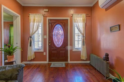 172-38 127th Ave, Jamaica, NY 11434-3319