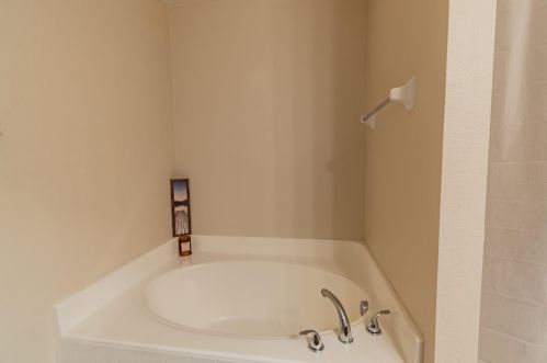 13219 Waterford Castle Dr, Dade City FL  33525-5213 exterior