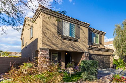 492 Wolf Hollow Dr, Casa Grande, AZ 85122-8898
