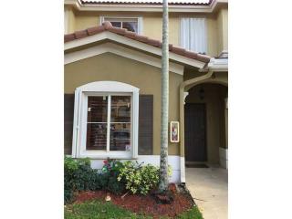 8846 Flagler St, Miami, FL 33174-3949