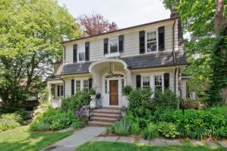 350 Weaver St, Larchmont, NY 10538-1718