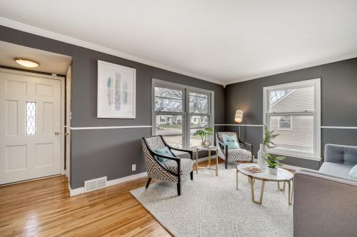 1127 Flandrau St, Saint Paul MN  55106-2913 exterior