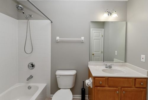 1444 Home Wood Ct, Amelia OH  45102-1687 exterior