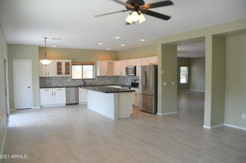 13581 Ventura St, Sun City, AZ 85379-8411