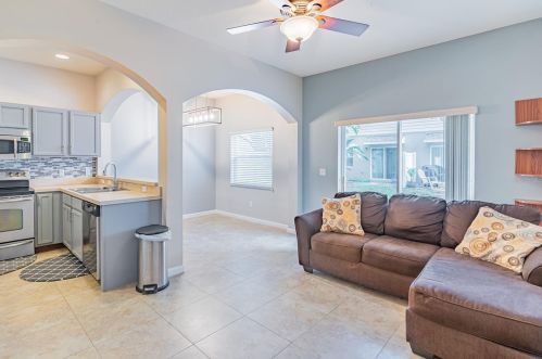 4012 Garden Oak Ct, Casselberry, FL 32708-6236