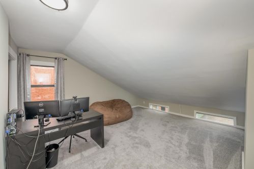 906 Greenup St, Covington KY  41011-3212 exterior