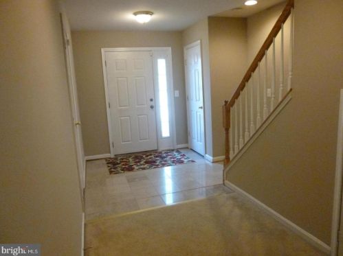 15675 Mendoza Ln, Woodbridge VA  22191-6231 exterior